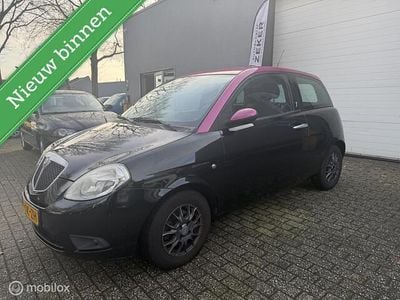 Zwart Occasion 2007 Lancia Ypsilon Hatchback | € 1.749 (Eerlijke prijs)