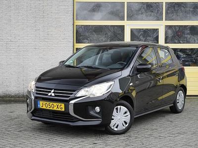 Zwart (metallic) Gebruikt 2020 Mitsubishi Space Star Hatchback | € 7.450 (Goede deal)