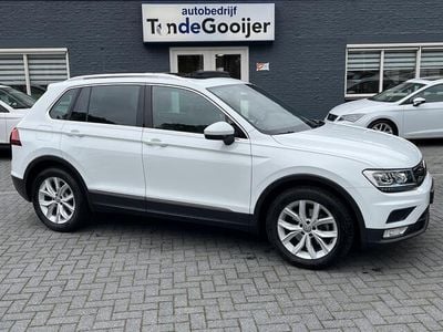Wit Occasion 2017 VW Tiguan Active SUV | € 22.900