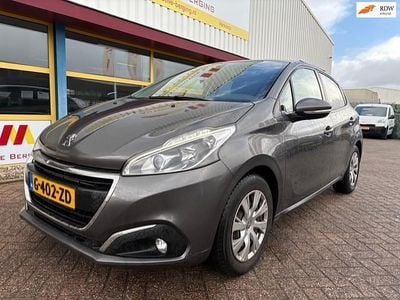 Occasion Peugeot 208 Signature Sky 83 PK (61 kW) 2019 Grijs Hatchback