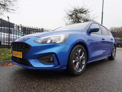 Blauw (metallic) Gebruikt 2021 Ford Focus Business Edition Stationwagen | € 15.945 (Eerlijke prijs)