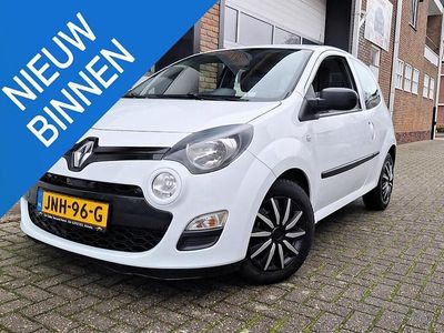 Wit Gebruikt 2013 Renault Twingo Collection Hatchback | € 3.290 (Eerlijke prijs)