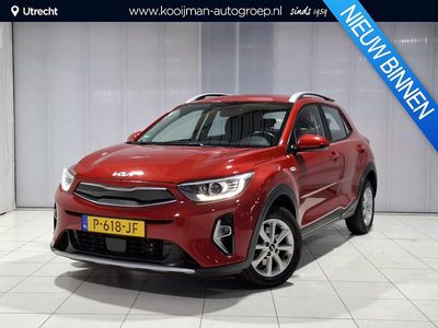 Occasion Kia Stonic 101 PK (74 kW) 2022 Rood SUV