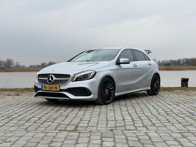 Occasion Mercedes A180 Business 185 PK (136 kW) 2017 Grijs Hatchback