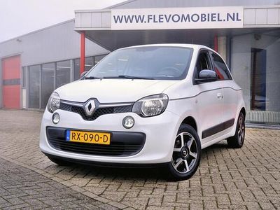 Wit Gebruikt 2018 Renault Twingo LIMITED Hatchback | € 7.250 (Eerlijke prijs)