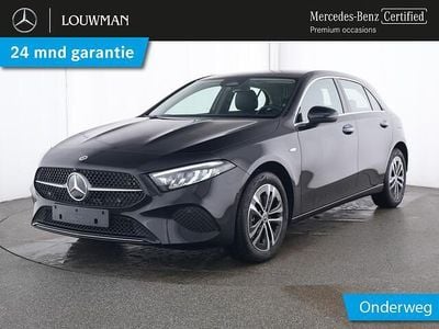 Zwart Gebruikt 2025 Mercedes A250 Progressive Hatchback | € 37.945 (Eerlijke prijs)