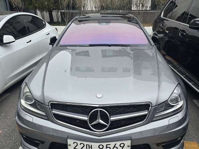 Mercedes C63 AMG