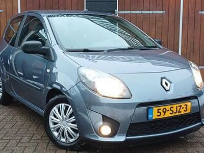 Blauw (metallic) Occasion 2011 Renault Twingo Night&Day Hatchback | € 1.750 (Eerlijke prijs)