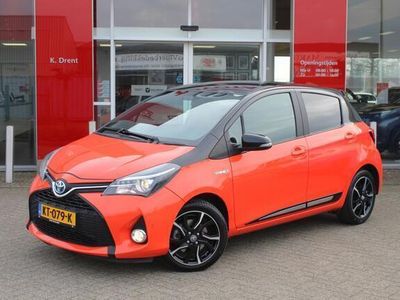 tweedehands Toyota Yaris 1.5 Hybrid Orange Sport | Navi | Cruise Control | Achteruitrijca