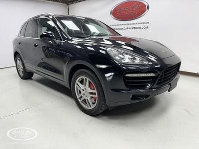 Zwart Gebruikt 2010 Porsche Cayenne SUV | € 21.000