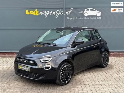 Zwart Gebruikt 2021 Fiat 500e La Prima Hatchback | € 18.940 (Eerlijke prijs)