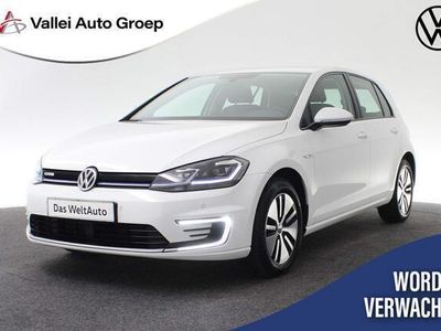 tweedehands VW e-Golf 136PK | LED | 16 inch | Parkeersensoren | Apple C