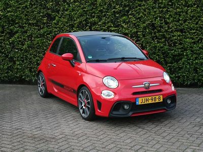Rood Occasion 2018 Fiat 500 Abarth Hatchback | € 18.500 (Eerlijke prijs)