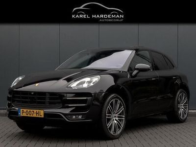 Zwart (metallic) Gebruikt 2016 Porsche Macan Turbo SUV | € 44.950 (Duur)