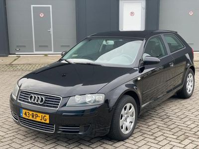 tweedehands Audi A3 1.6 Attraction Lpg G3 Clima Zwart