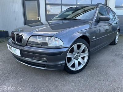 tweedehands BMW 320 320 3-serie Touring i nieuwe apk, pdc, cruise