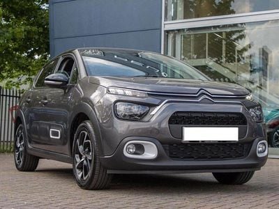 Grijs (metallic) Gebruikt 2022 Citroën C3 PureTech Hatchback | € 13.750 (Goede deal)