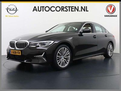 BMW 330e