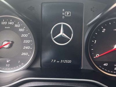 Mercedes C200