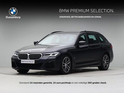Zwart Occasion 2022 BMW 520 M Sport Stationwagen | € 41.950 (Iets duurder)
