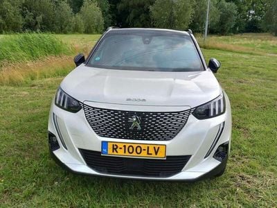 Peugeot e-2008