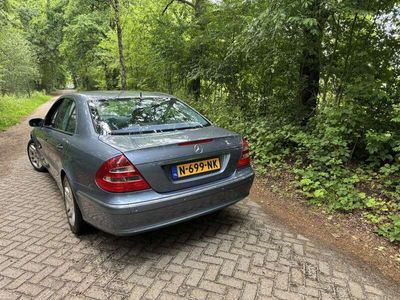 Mercedes E320