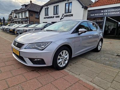 Grijs Gebruikt 2019 Seat Leon Style Hatchback | € 12.950