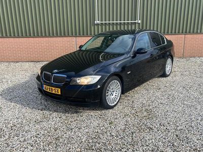 BMW 325