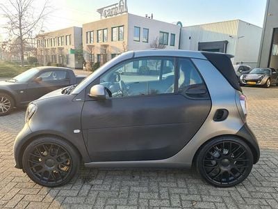 Zwart Gebruikt 2018 Smart ForTwo Cabrio Brabus Xclusive Cabriolet | € 23.950
