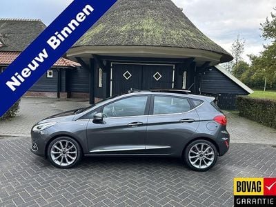 Grijs Gebruikt 2018 Ford Fiesta Vignale Hatchback | € 13.950 (Eerlijke prijs)