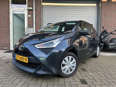 Grijs (metallic) Occasion 2019 Toyota Aygo Hatchback | € 7.945 (Goede deal)