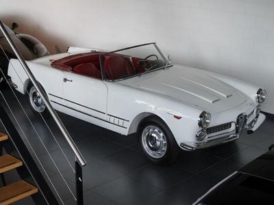 Wit Occasion 1960 Alfa Romeo 2000 | € 139.000
