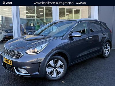 Grijs Gebruikt 2016 Kia Niro SUV | € 14.900 (Eerlijke prijs)