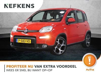 Rood Gebruikt 2022 Fiat Panda Sport Hatchback | € 15.425 (Duur)