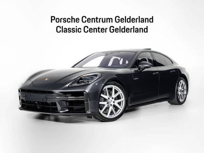 Porsche Panamera 4