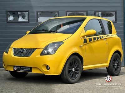 Geel Gebruikt 2011 Aixam Microcar Hatchback | € 7.450
