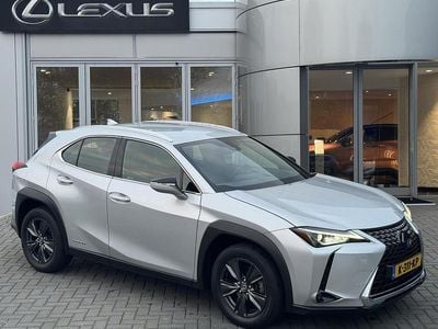 Grijs Gebruikt 2019 Lexus UX 250h SUV | € 21.690 (Iets duurder)
