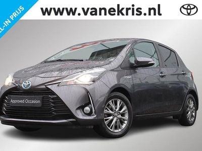 Grijs Occasion 2020 Toyota Yaris Hybrid Hatchback | € 18.494 (Eerlijke prijs)