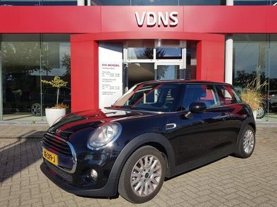 tweedehands Mini Cooper 1.5 Business Navigatie | Cruise Control | Bluetoot