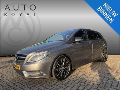 Grijs Occasion 2014 Mercedes B180 Ambition MPV | € 11.995 (Goede deal)