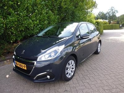 Grijs Gebruikt 2016 Peugeot 208 Hatchback | € 6.450 (Eerlijke prijs)