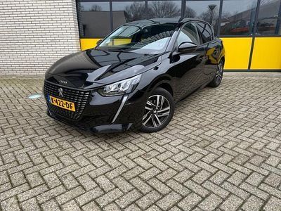 Zwart Gebruikt 2020 Peugeot 208 Allure Hatchback | € 11.345 (Goede deal)