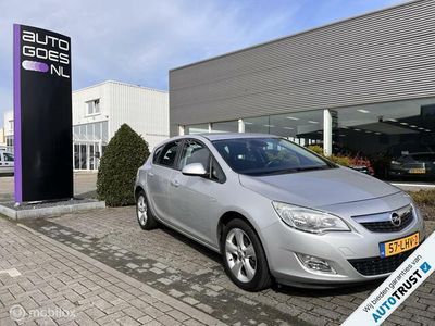 tweedehands Opel Astra 1.4 Turbo Cosmo Navi Trekhaak