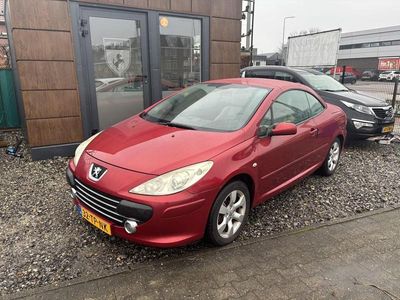 Rood Occasion 2007 Peugeot 307 CC Cabriolet | € 2.390 (Goede deal)