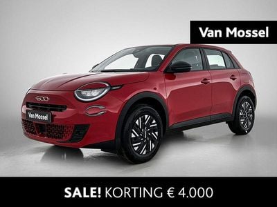 Nieuw Fiat 600 Urban 110 PK (80 kW) 2025 Rood SUV