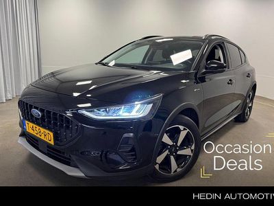 Zwart Occasion 2023 Ford Focus Active Hatchback | € 18.945 (Eerlijke prijs)