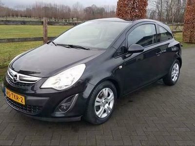 Occasion Opel Corsa Edition 95 PK (69 kW) 2012 Zwart Hatchback
