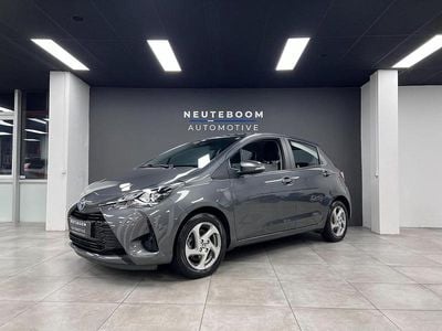Occasion Toyota Yaris Hybrid 2017 Grijs (metallic) Hatchback
