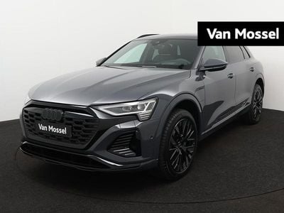Grijs Gebruikt 2024 Audi Q8 e-tron Sport SUV | € 44.900