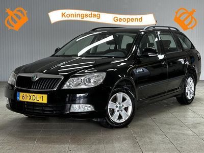 tweedehands Skoda Octavia Combi 1.4 TSI Greentech Ambition Business Line/ 16''LMV/ Clima/ Navi/ Cruise/ Bluetooth/ Elek.pakket/ Isofix/ PDC Achter.